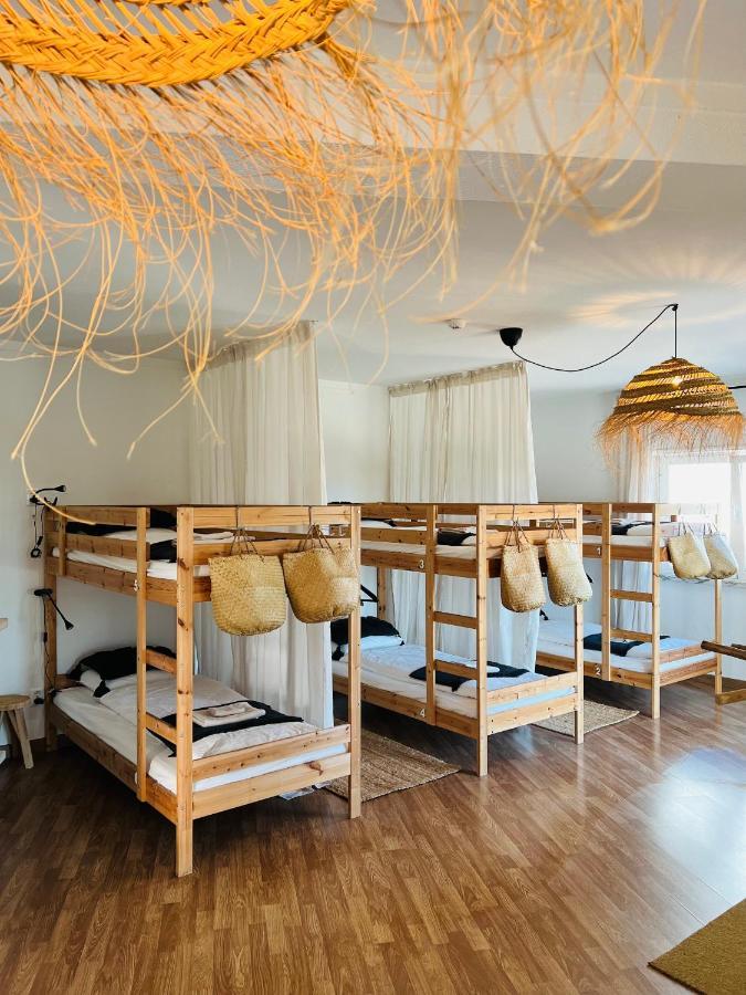 Ocean House - Ribeira D'Ilhas Ericeiraホステル エクステリア 写真